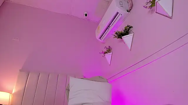  bianca 18 online show from 01.28.25