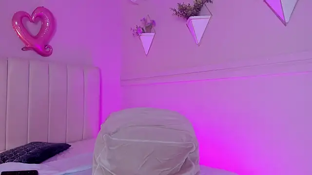  bianca 18 online show from 02.28.25