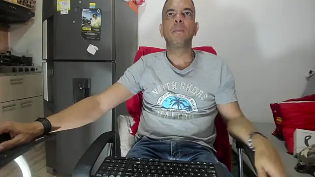 latinmartin73 online show from 12.28.24