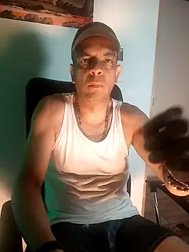 latinmartin73 online show from 01.21.25