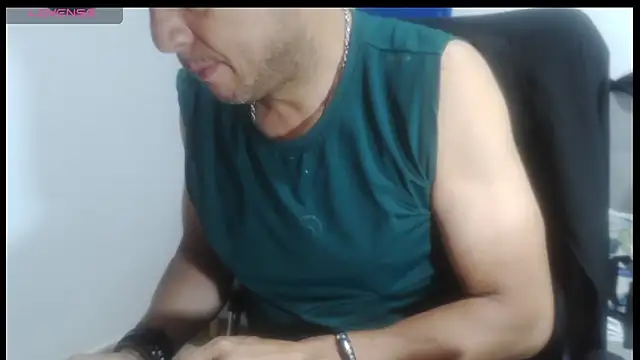 latinmartin73 online show from 04.17.26