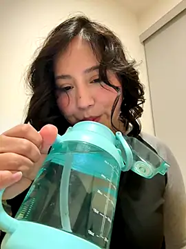 kittyfresita online show from 10.12.25