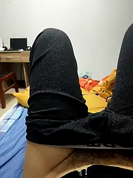Snapshot of huzi518 chatting on 03.14.25 huzi518 online show from 03.14.25