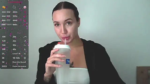 Stasia Queen online show from 12.05.24