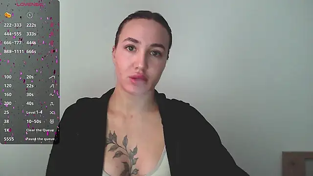 Stasia Queen online show from 12.11.24