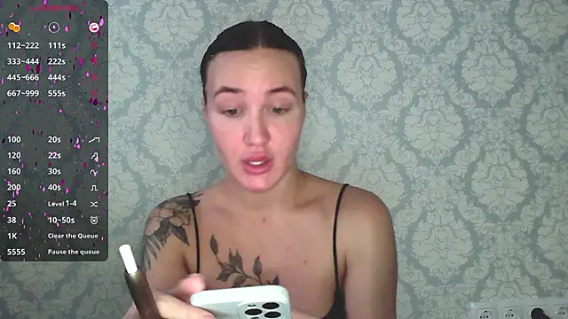 Stasia Queen online show from 01.30.25