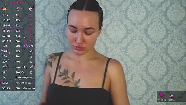 Stasia Queen online show from 02.05.25