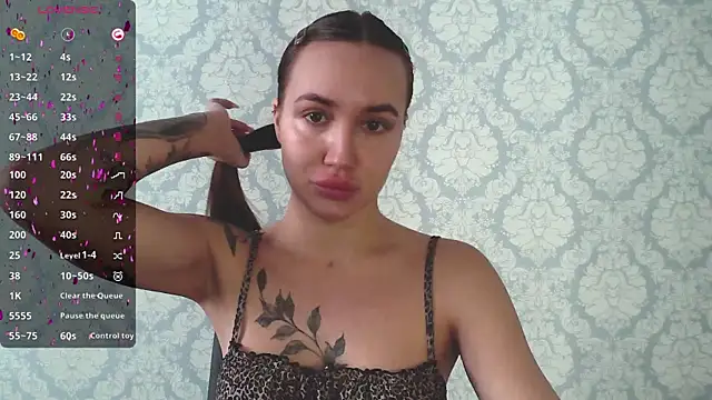 Stasia Queen online show from 02.18.25