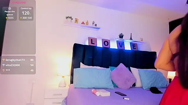 Mia brunette26 online show from 01.15.25