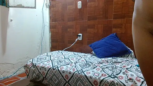 Mia brunette26 online show from 02.20.25