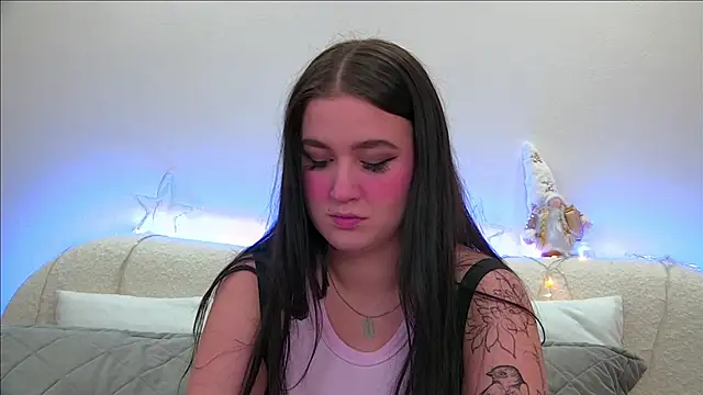 ChristinaMilton online show from 01.06.25