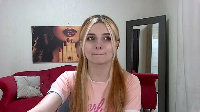 Snapshot of KellyStone chatting on 01.22.25 KellyStone online show from 01.22.25