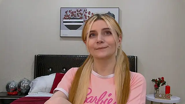Snapshot of KellyStone chatting on 01.26.25 KellyStone online show from 01.26.25