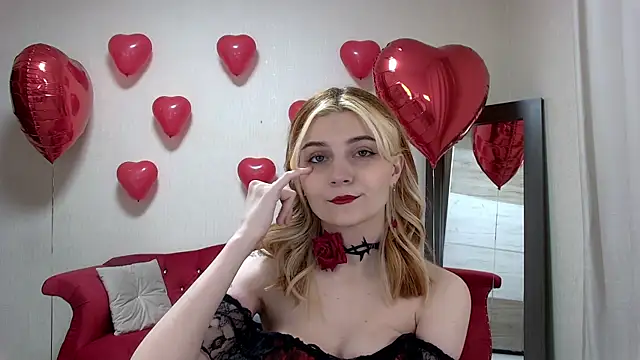 Snapshot of KellyStone chatting on 02.12.25 KellyStone online show from 02.12.25