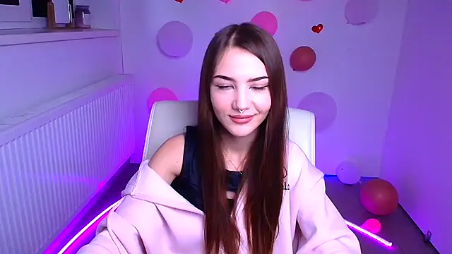 Sandy GG online show from 03.14.25