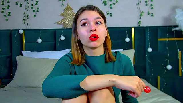 PollyLanders online show from 12.26.24