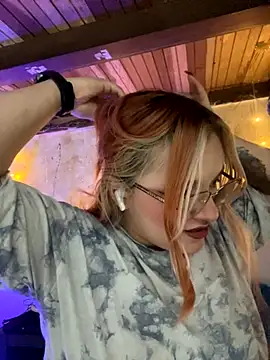 SophiaWeestt99 online show from 11.26.25