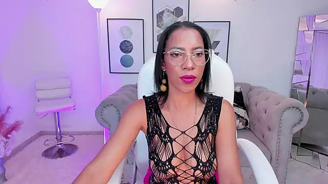 Snapshot of Shantaall_ chatting on 01.24.25 Shantaall online show from 01.24.25