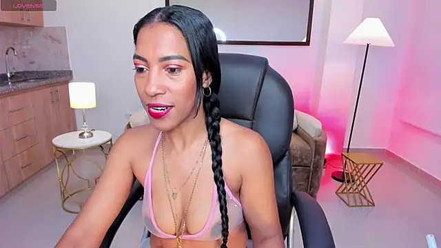 Shantaall  online show from 10.27.25