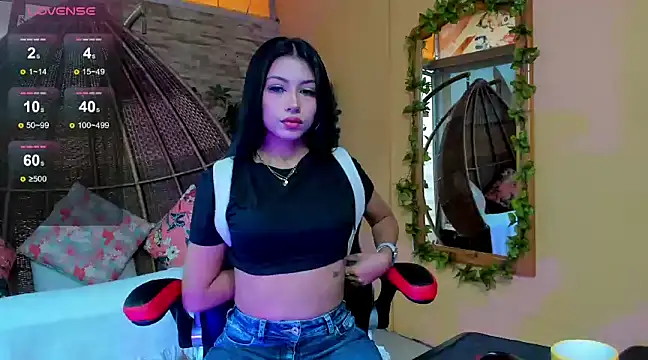 ZaraLim online show from 02.05.25