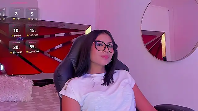 ZaraLim online show from 02.14.25