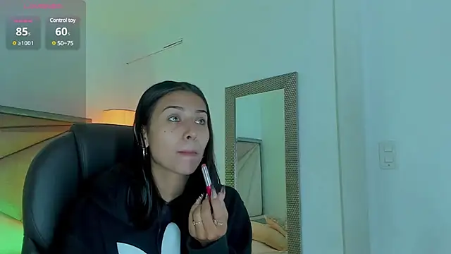 ZaraLim online show from 03.12.25