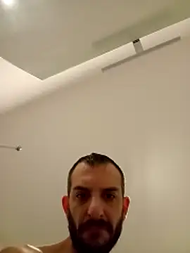 Snapshot of Porzz-6 chatting on 12.17.25 Porzz-6 online show from 12.17.25