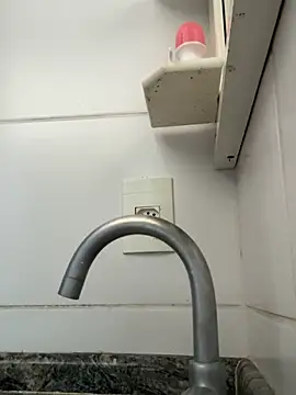 BetinaSoares online show from 02.12.26