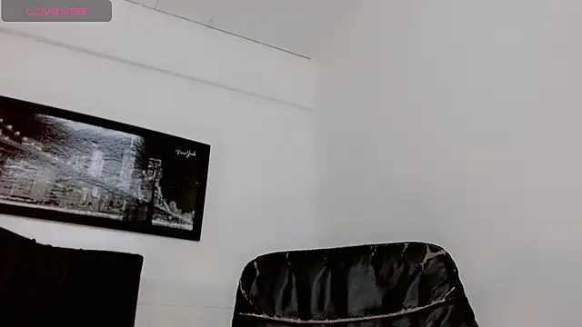 Diosiris Riannys online show from 12.03.24