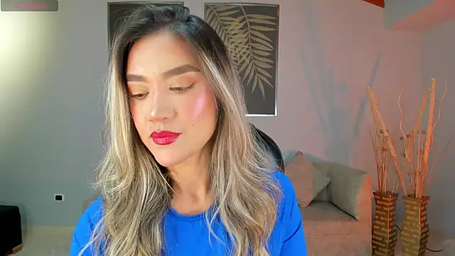 RebeccaHudson online show from 01.17.25