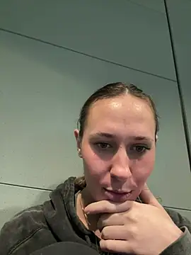 Snapshot of M1ssyk1ssy chatting on 12.27.24 M1ssyk1ssy online show from 12.27.24