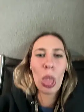 Snapshot of M1ssyk1ssy chatting on 01.17.25 M1ssyk1ssy online show from 01.17.25