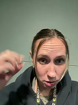 Snapshot of M1ssyk1ssy chatting on 01.31.25 M1ssyk1ssy online show from 01.31.25