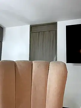 Snapshot of Aitana98_ chatting on 09.22.25 Aitana98  online show from 09.22.25