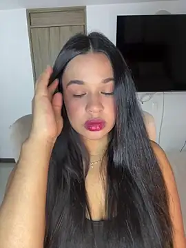 Aitana98  online show from 11.19.25