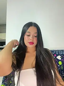 Snapshot of Aitana98_ chatting on 06.23.26 Aitana98 online show from 06.23.26