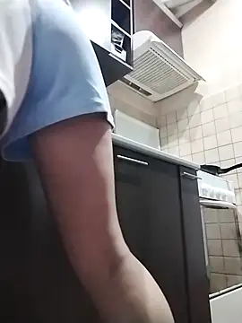 Snapshot of ladyrrr chatting on 10.08.25 ladyrrr online show from 10.08.25