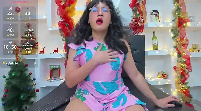 Snapshot of Elith_Berry69 chatting on 12.22.24 Elith Berry69 online show from 12.22.24