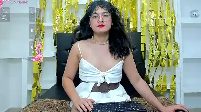 Snapshot of Elith_Berry69 chatting on 01.15.25 Elith Berry69 online show from 01.15.25