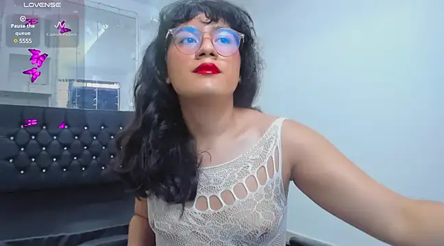 Snapshot of Elith_Berry69 chatting on 03.05.25 Elith Berry69 online show from 03.05.25