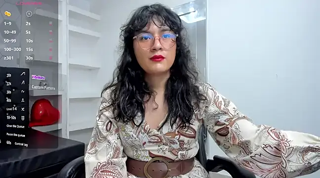 Snapshot of Elith_Berry69 chatting on 03.16.25 Elith Berry69 online show from 03.16.25