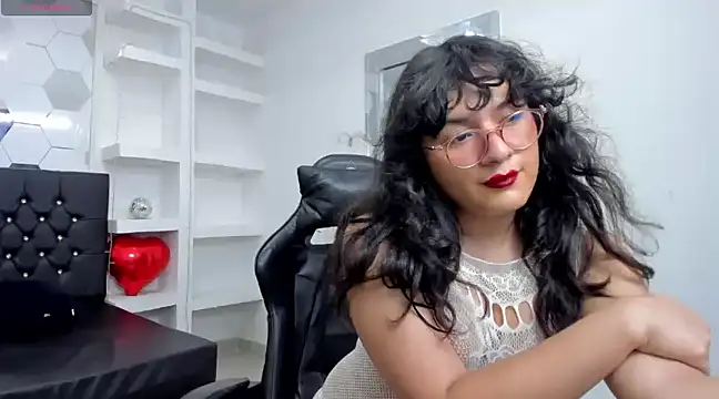 Snapshot of Elith_Berry69 chatting on 03.22.25 Elith Berry69 online show from 03.22.25