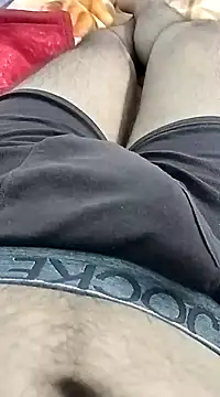 luckylads0037 online show from 02.26.25