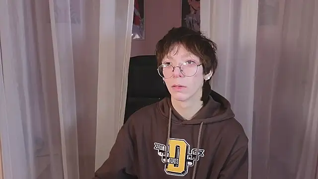 Snapshot of TommieH chatting on 01.21.25 TommieH online show from 01.21.25