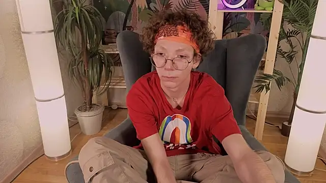 Snapshot of TommieH chatting on 03.08.25 TommieH online show from 03.08.25