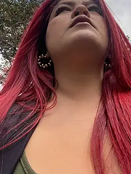 Snapshot of lia_moon77 chatting on 09.15.25 lia moon77 online show from 09.15.25