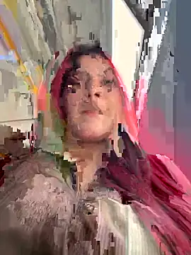 Snapshot of lia_moon77 chatting on 10.21.25 lia moon77 online show from 10.21.25