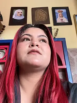 Snapshot of lia_moon77 chatting on 10.28.25 lia moon77 online show from 10.28.25