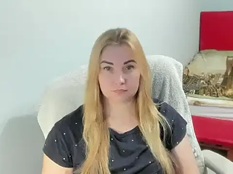 SkarletXDream online show from 12.23.24