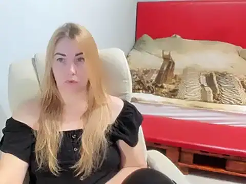 SkarletXDream online show from 01.02.25